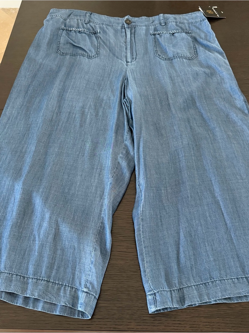 I.N. Studio Light Blue Cropped Pant